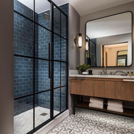 Thompson Savannah, By Hyatt Exterior photo