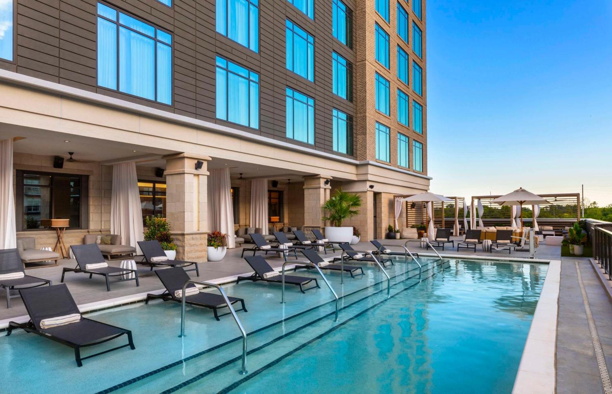Thompson Savannah, By Hyatt Exterior photo