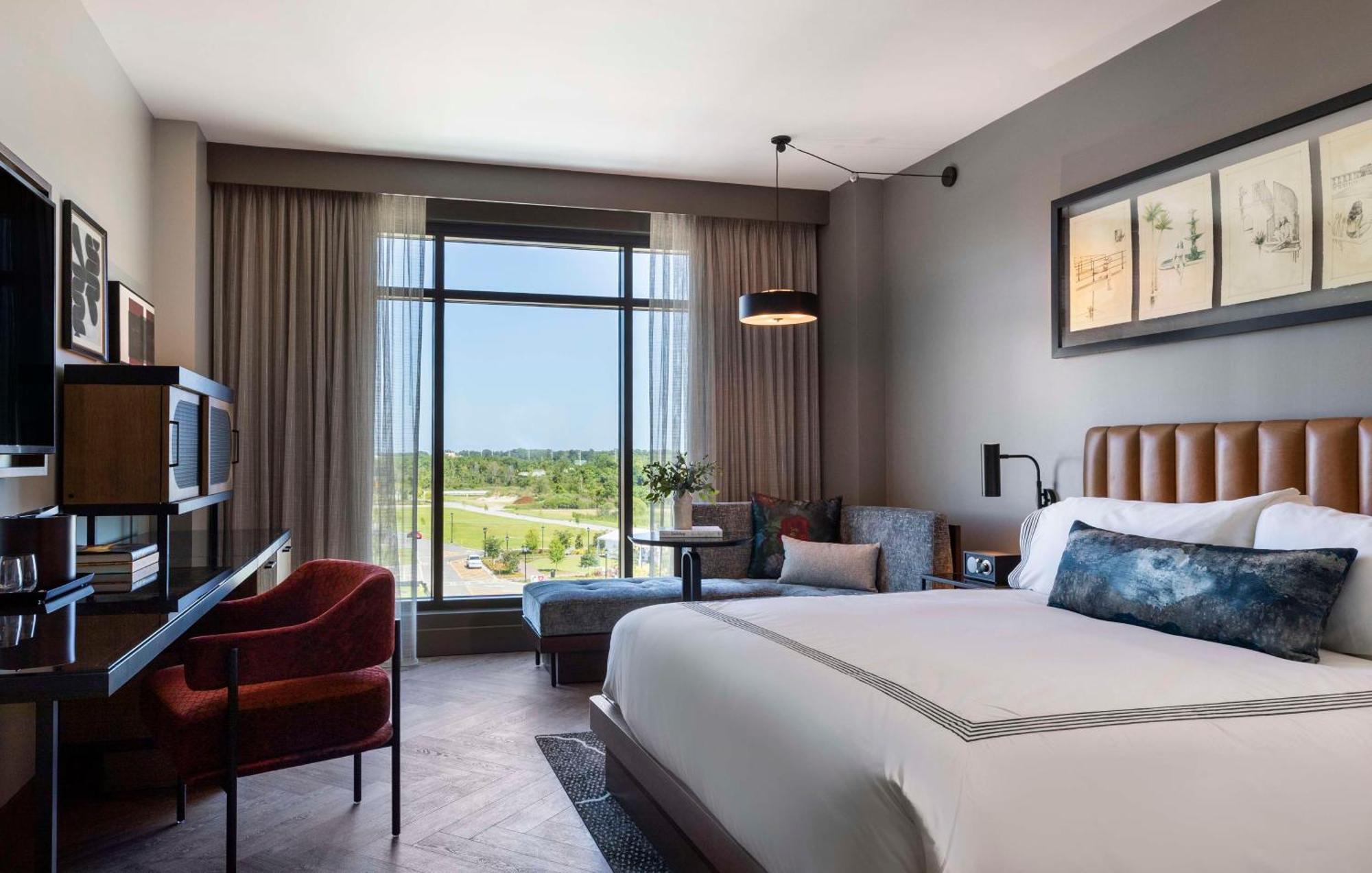 Thompson Savannah, By Hyatt Exterior photo