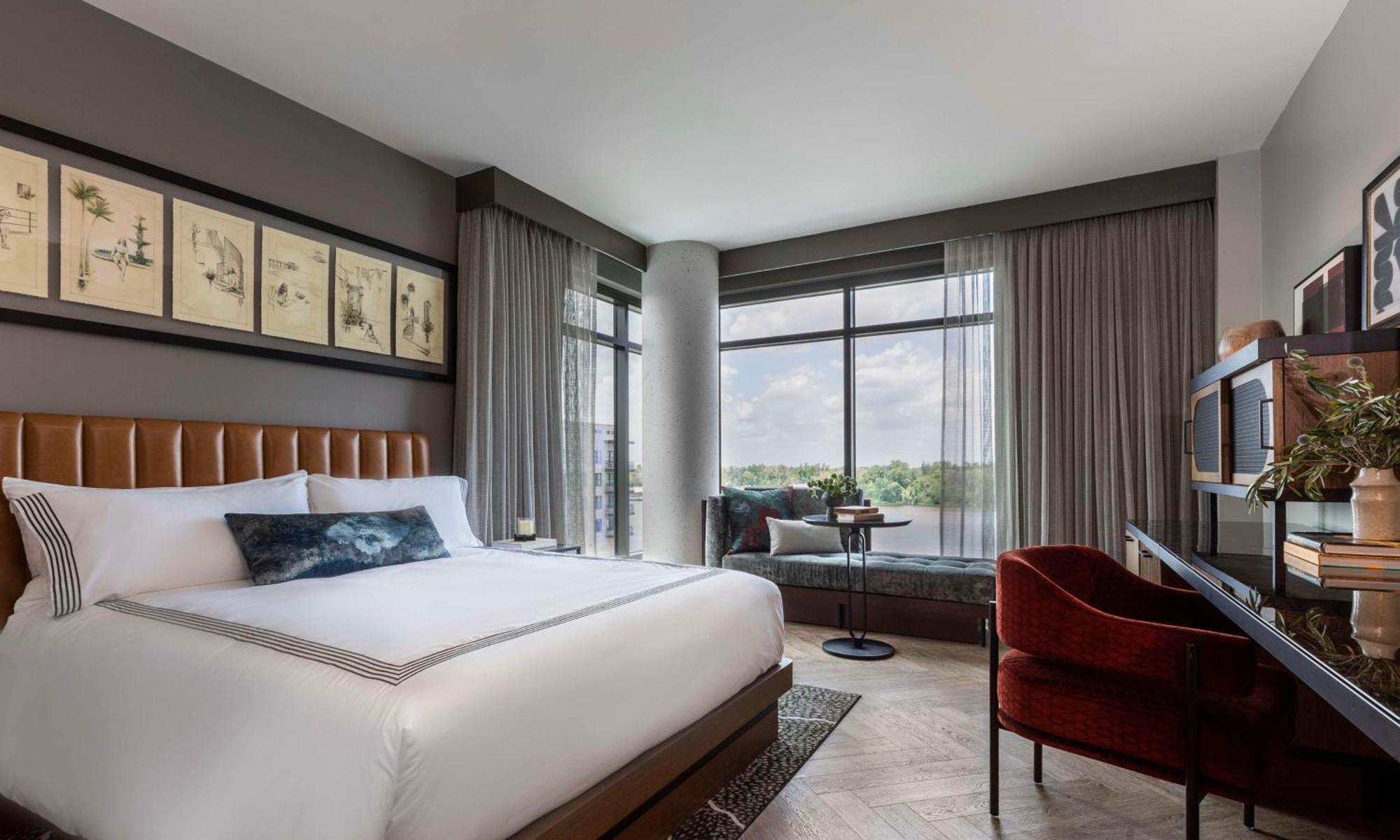 Thompson Savannah, By Hyatt Exterior photo