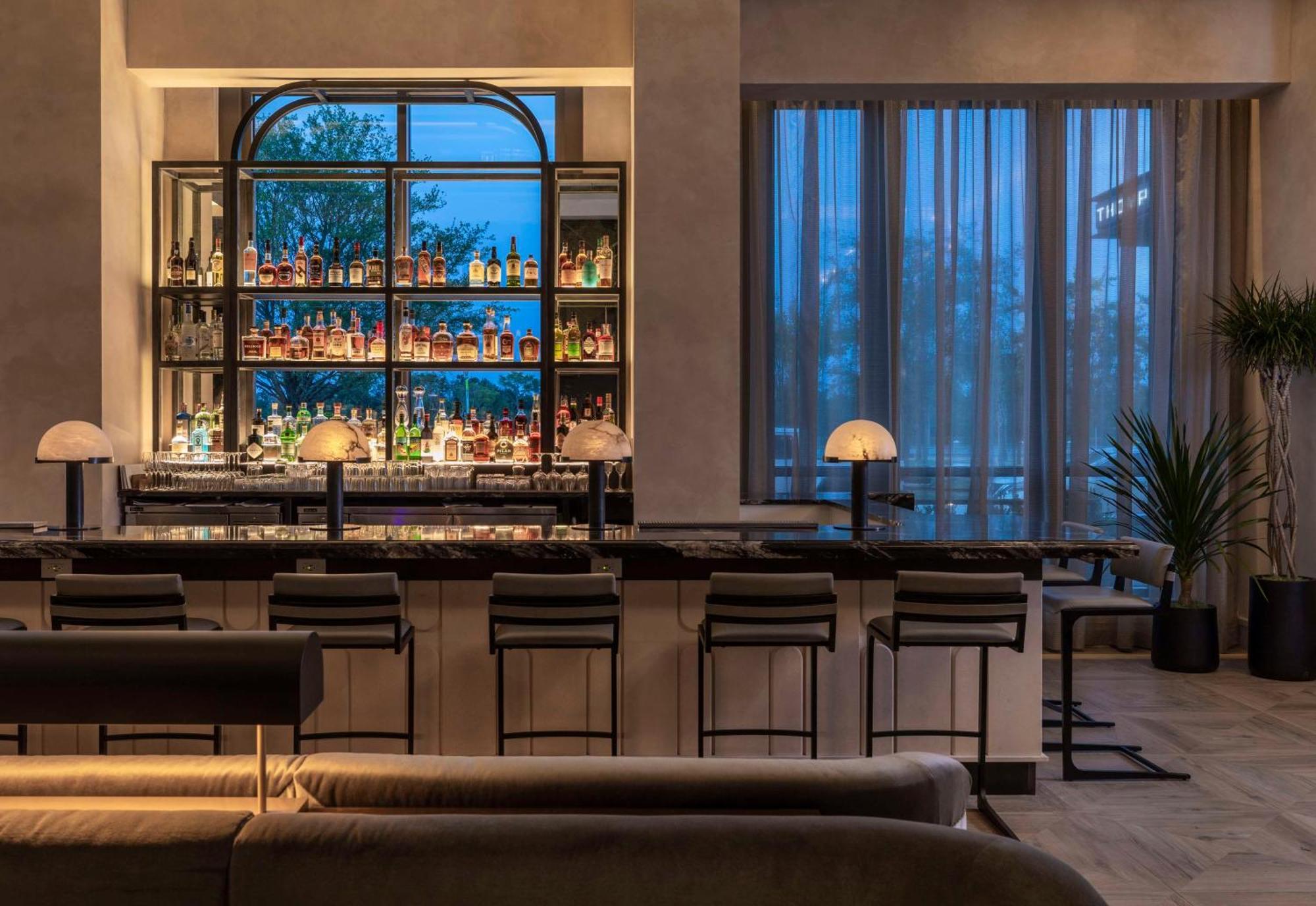 Thompson Savannah, By Hyatt Exterior photo